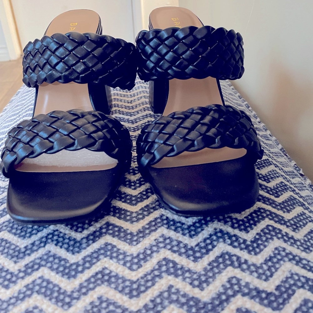 Bamboo braided slides
